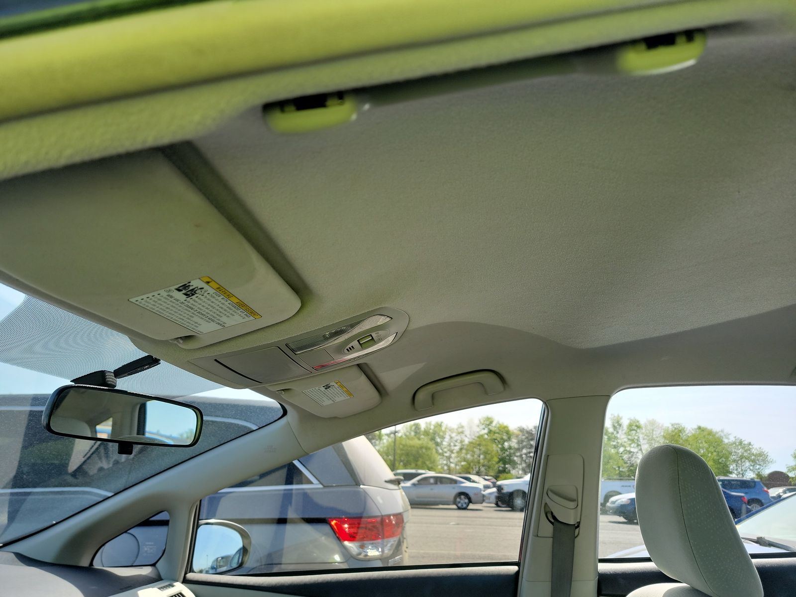 2012 Toyota Prius v Three FWD