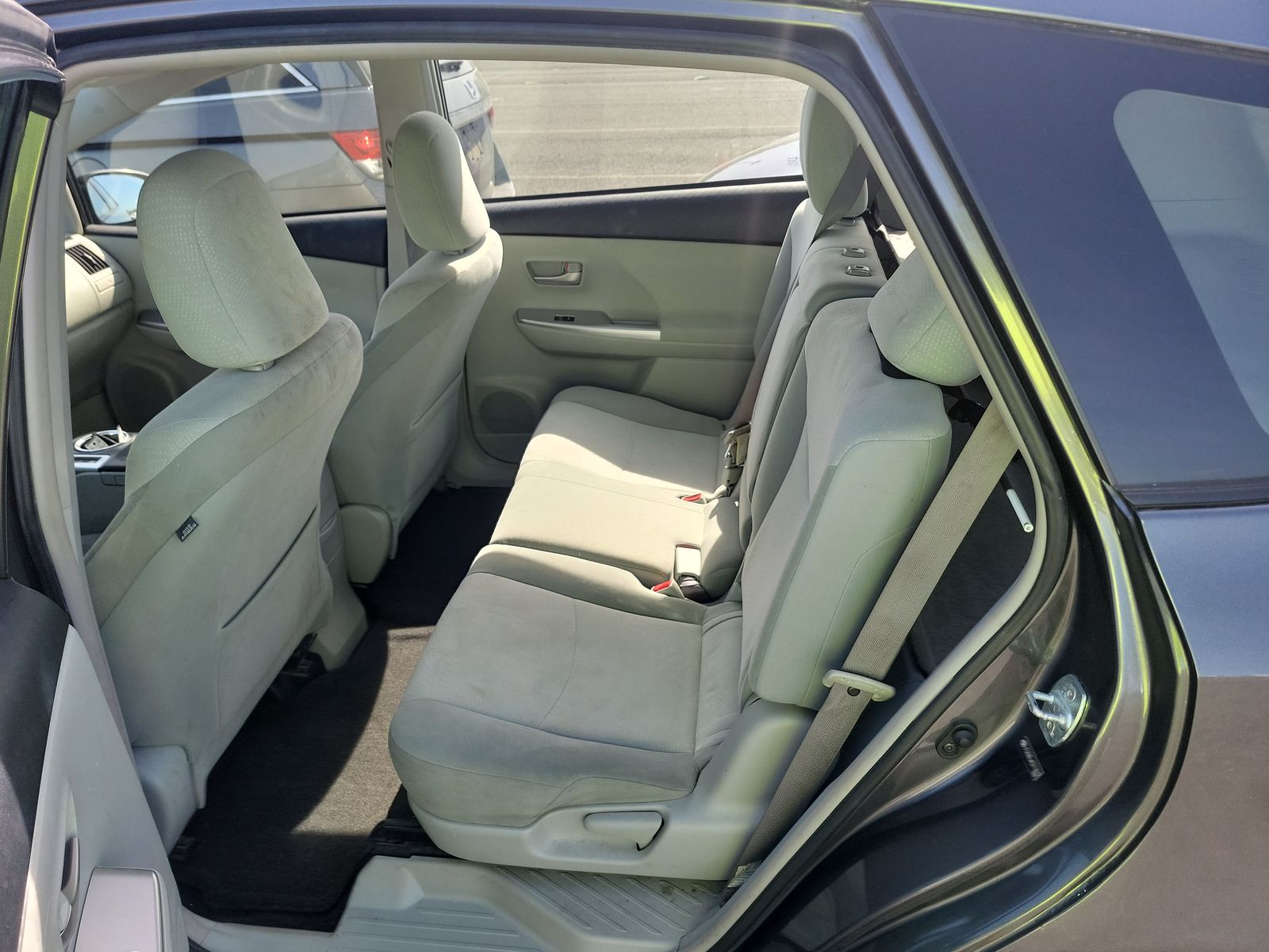 2012 Toyota Prius v Three FWD