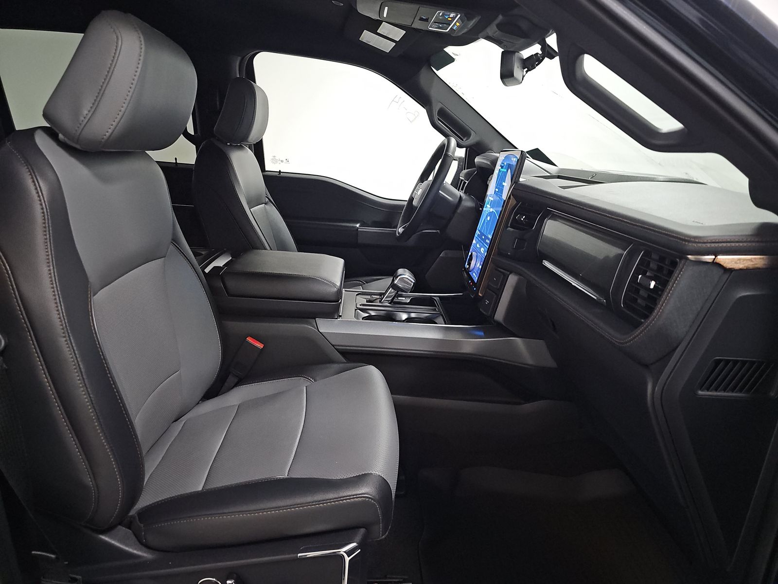 2023 Ford F-150 Lightning LARIAT AWD