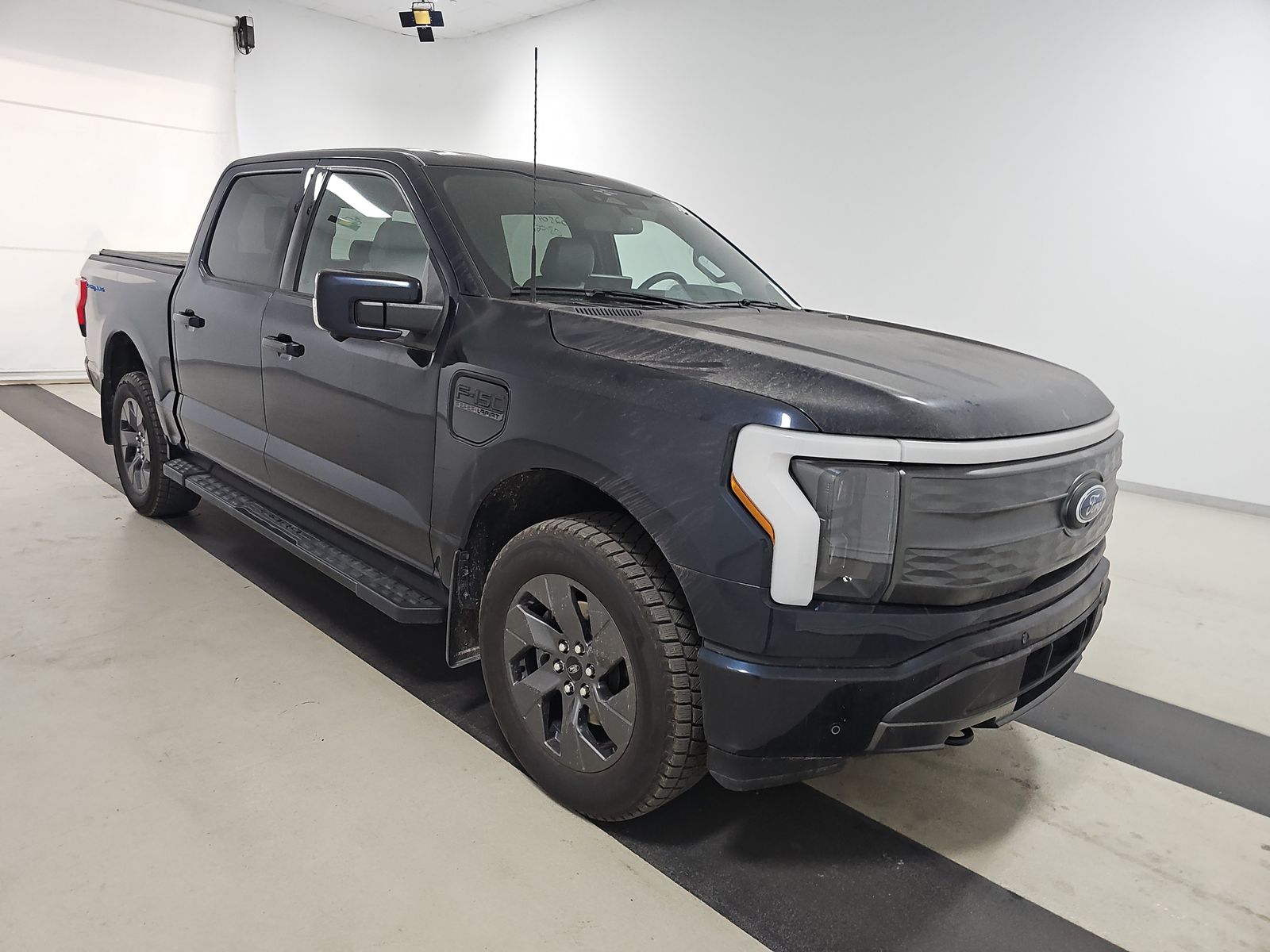 2023 Ford F-150 Lightning LARIAT AWD