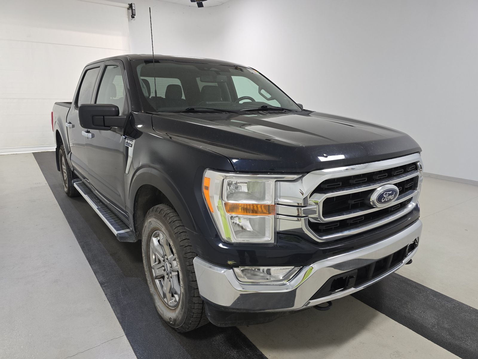 2022 Ford F-150 XLT AWD