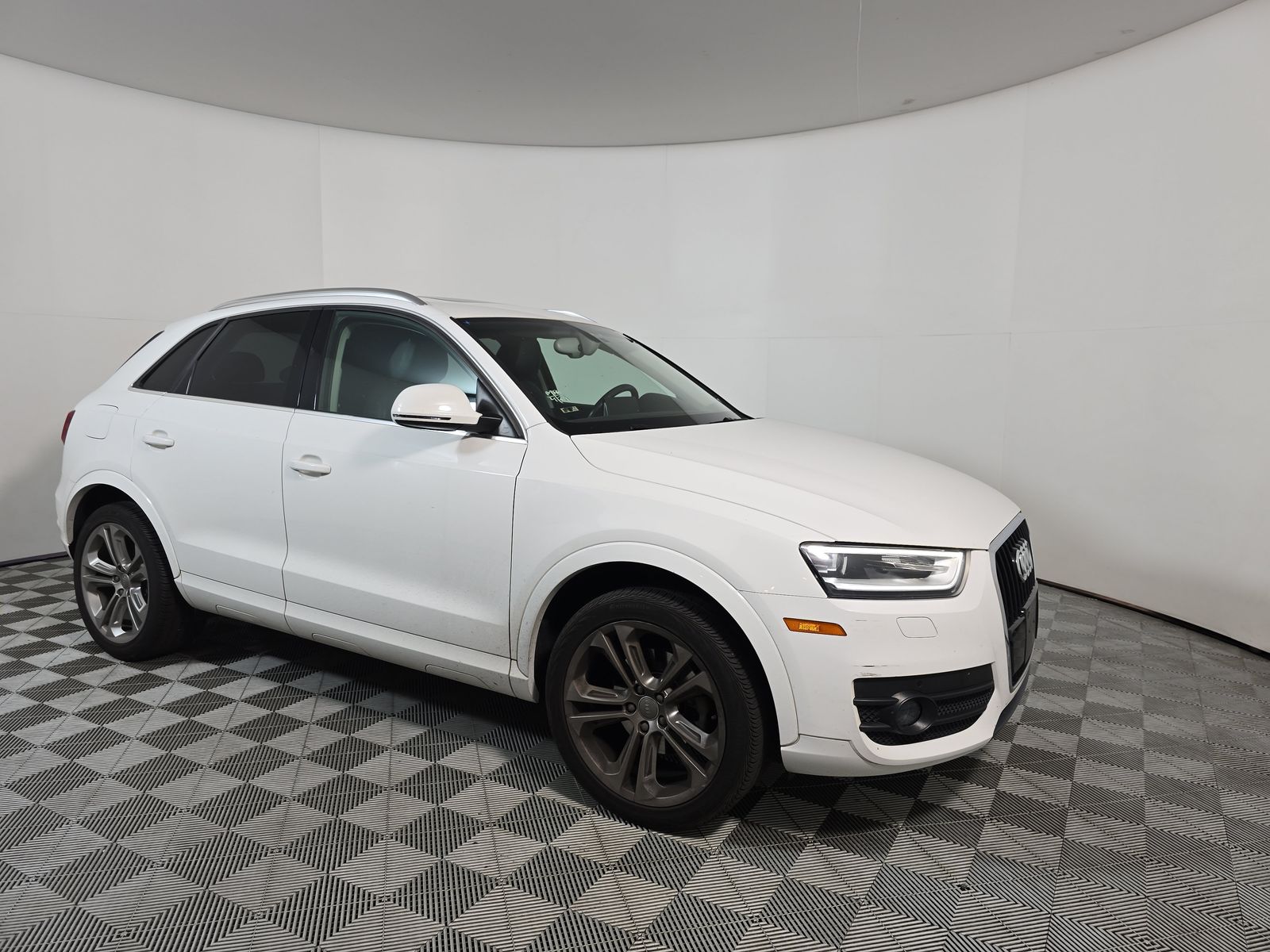 2015 Audi Q3 2.0T Premium Plus FWD