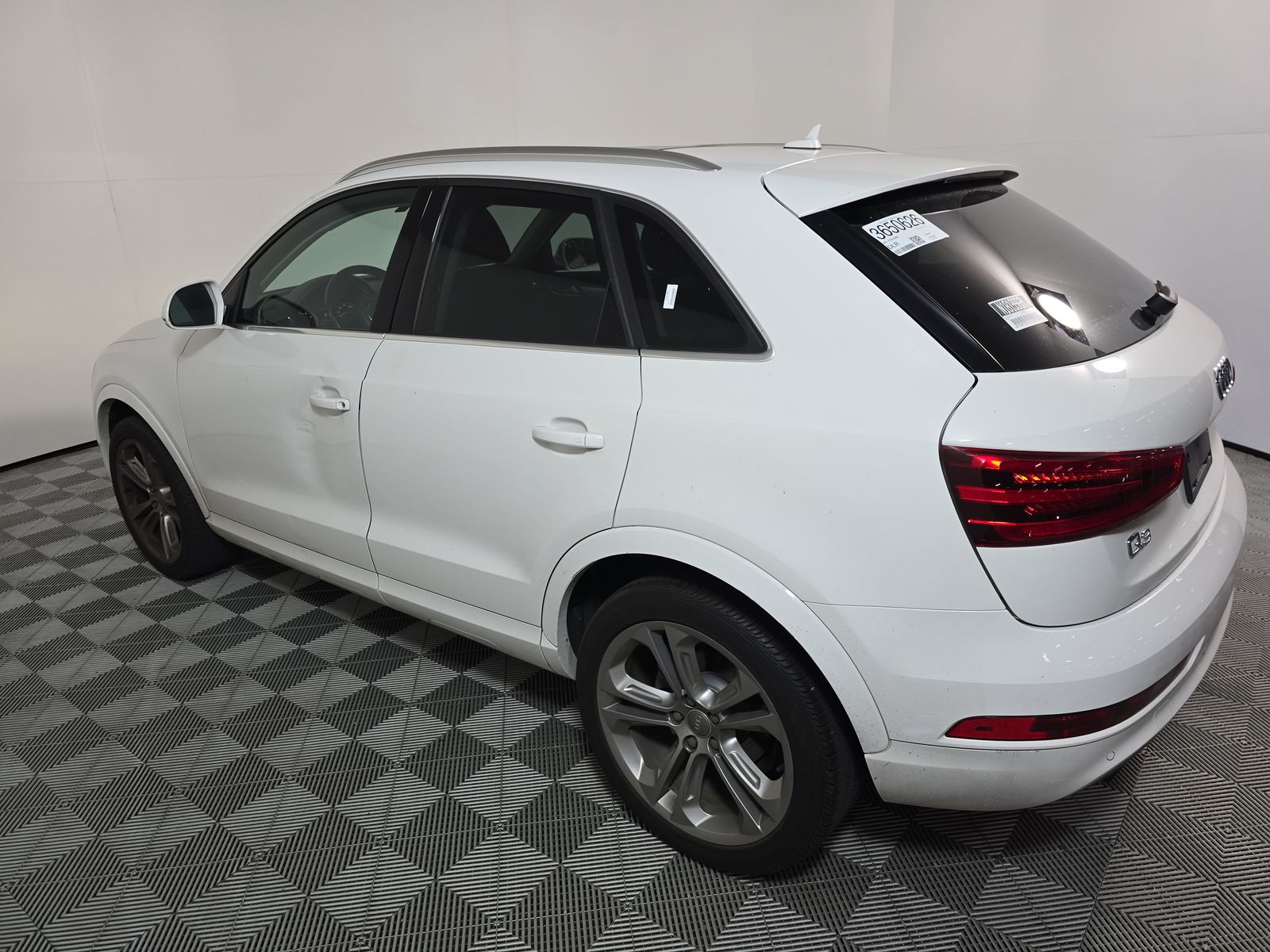 2015 Audi Q3 2.0T Premium Plus FWD