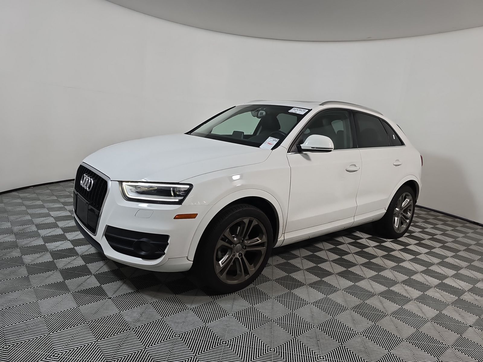 2015 Audi Q3 2.0T Premium Plus FWD