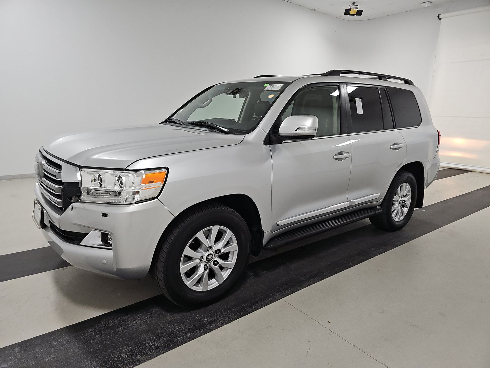 2017 Toyota Land Cruiser Base AWD