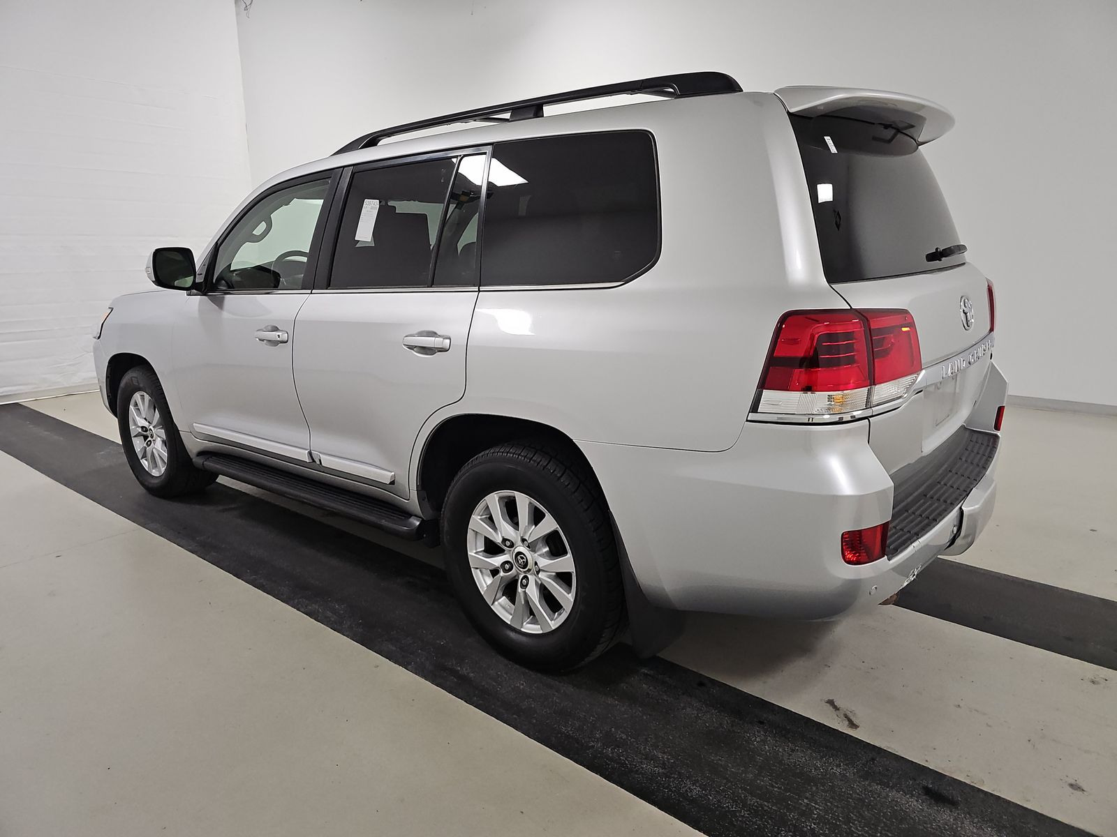 2017 Toyota Land Cruiser Base AWD