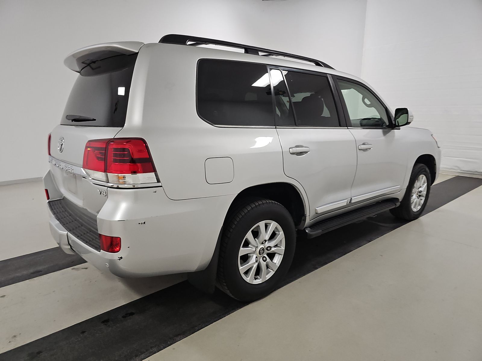 2017 Toyota Land Cruiser Base AWD