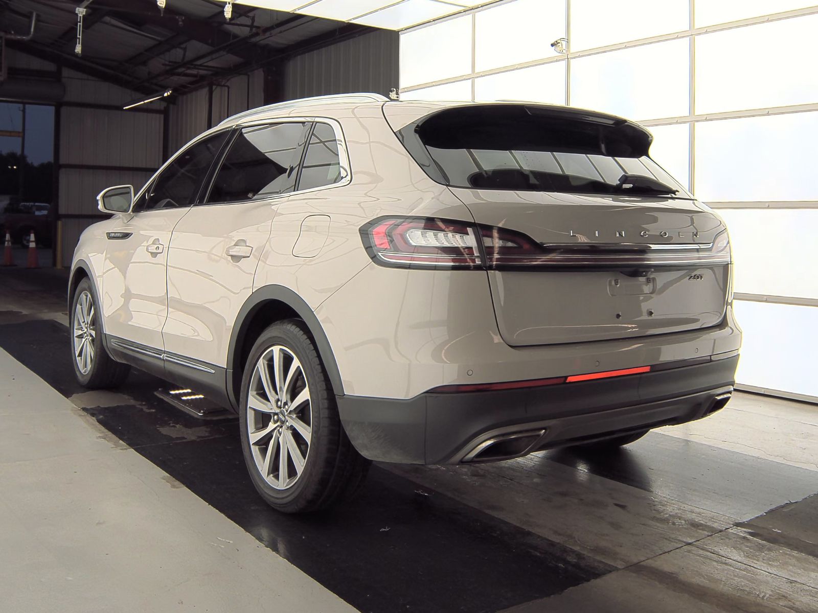 2019 Lincoln Nautilus Select FWD