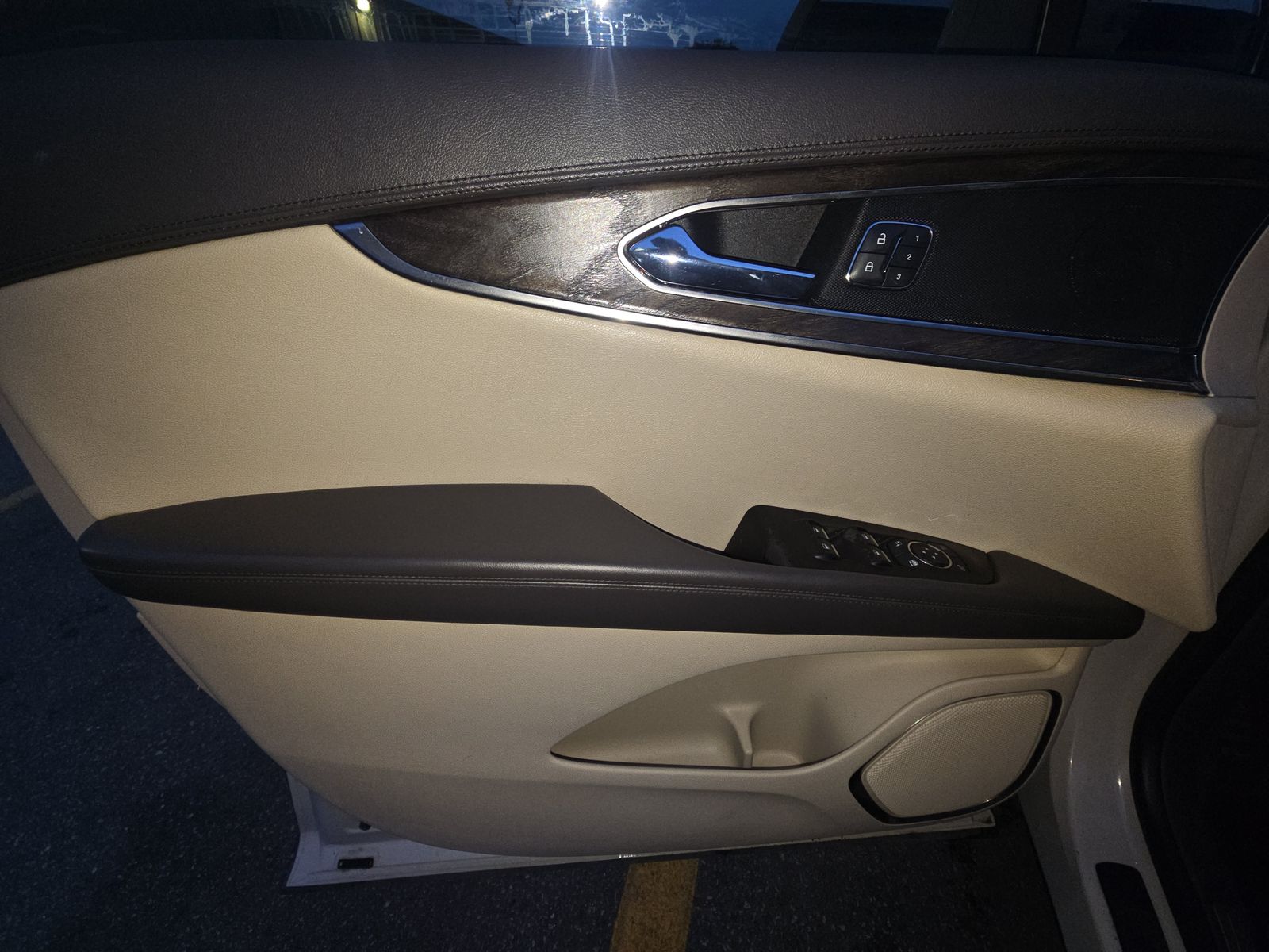 2019 Lincoln Nautilus Select FWD