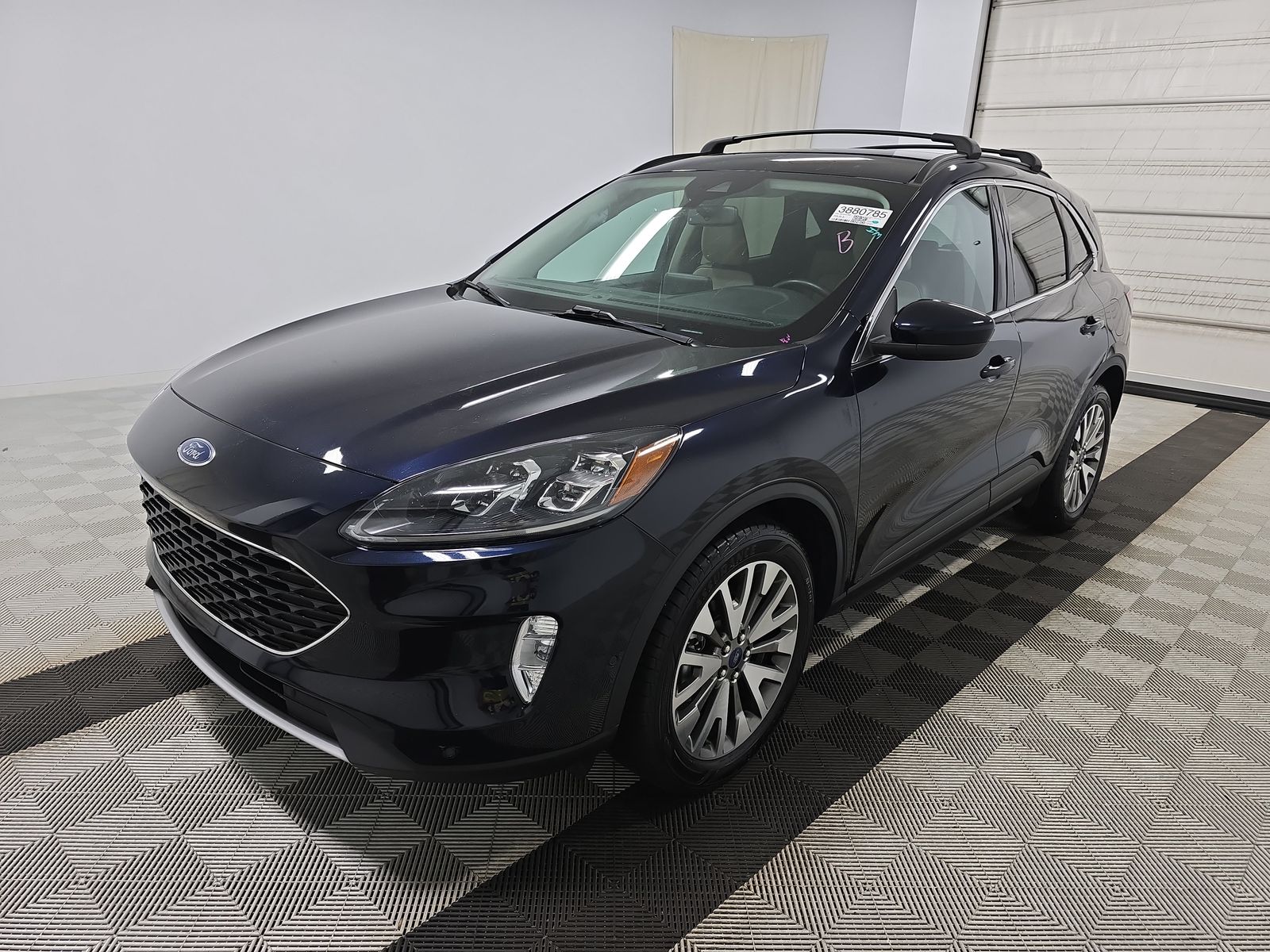2021 Ford Escape Hybrid Titanium AWD