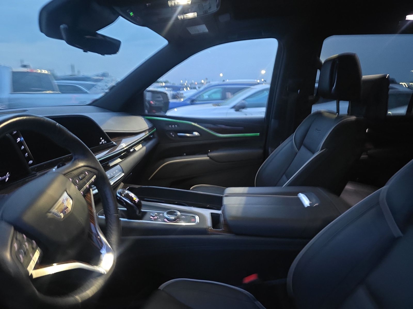 2022 Cadillac Escalade Premium Luxury AWD
