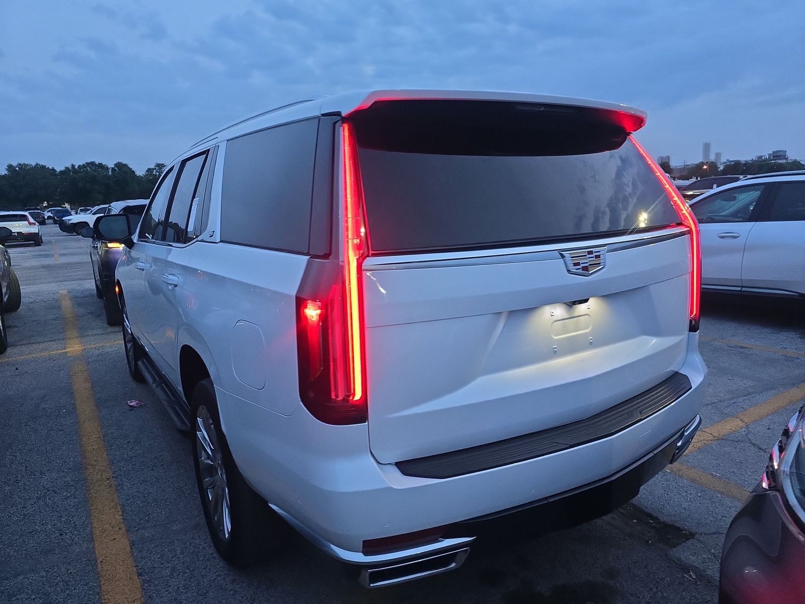 2022 Cadillac Escalade Premium Luxury AWD