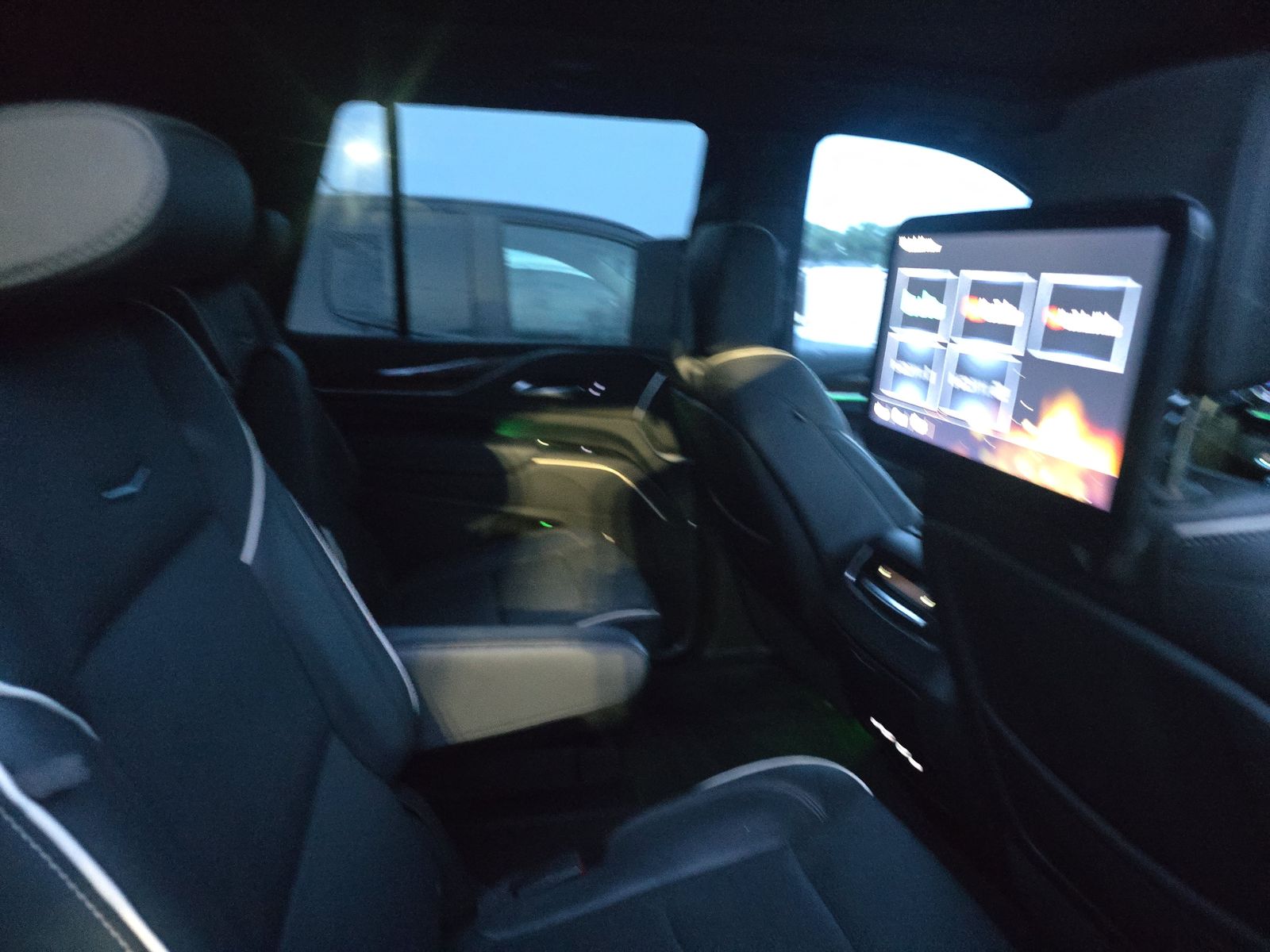 2022 Cadillac Escalade Premium Luxury AWD