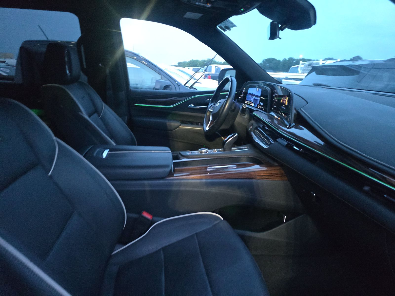 2022 Cadillac Escalade Premium Luxury AWD