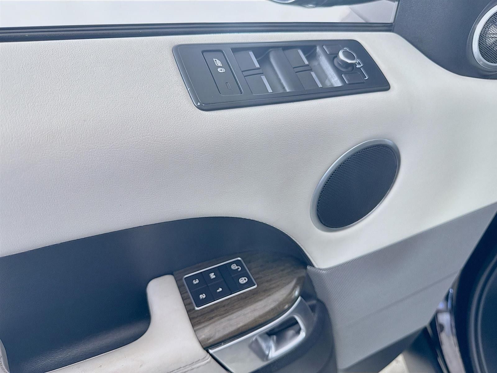 2016 Land Rover Range Rover Sport HSE AWD