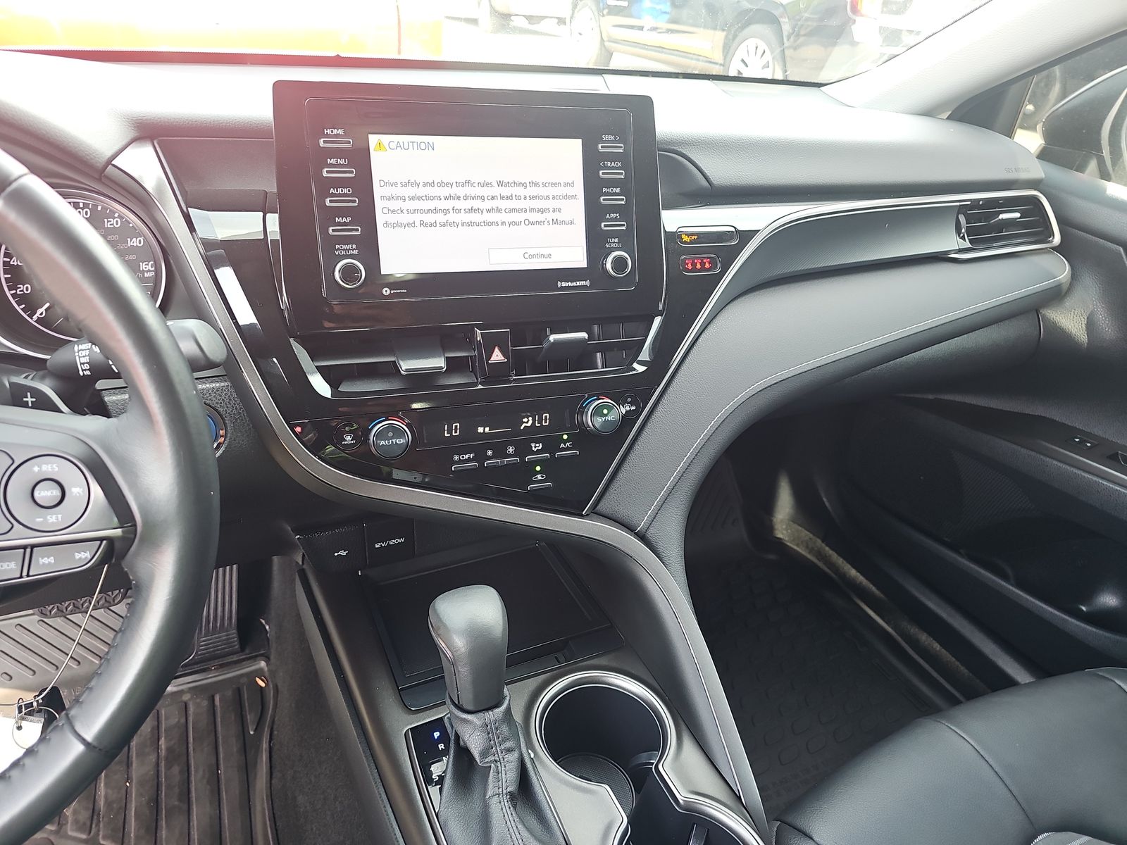 2023 Toyota Camry Hybrid SE Nightshade FWD