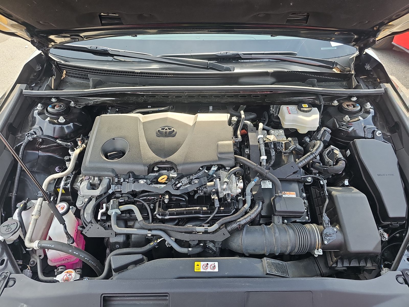 2023 Toyota Camry Hybrid SE Nightshade FWD