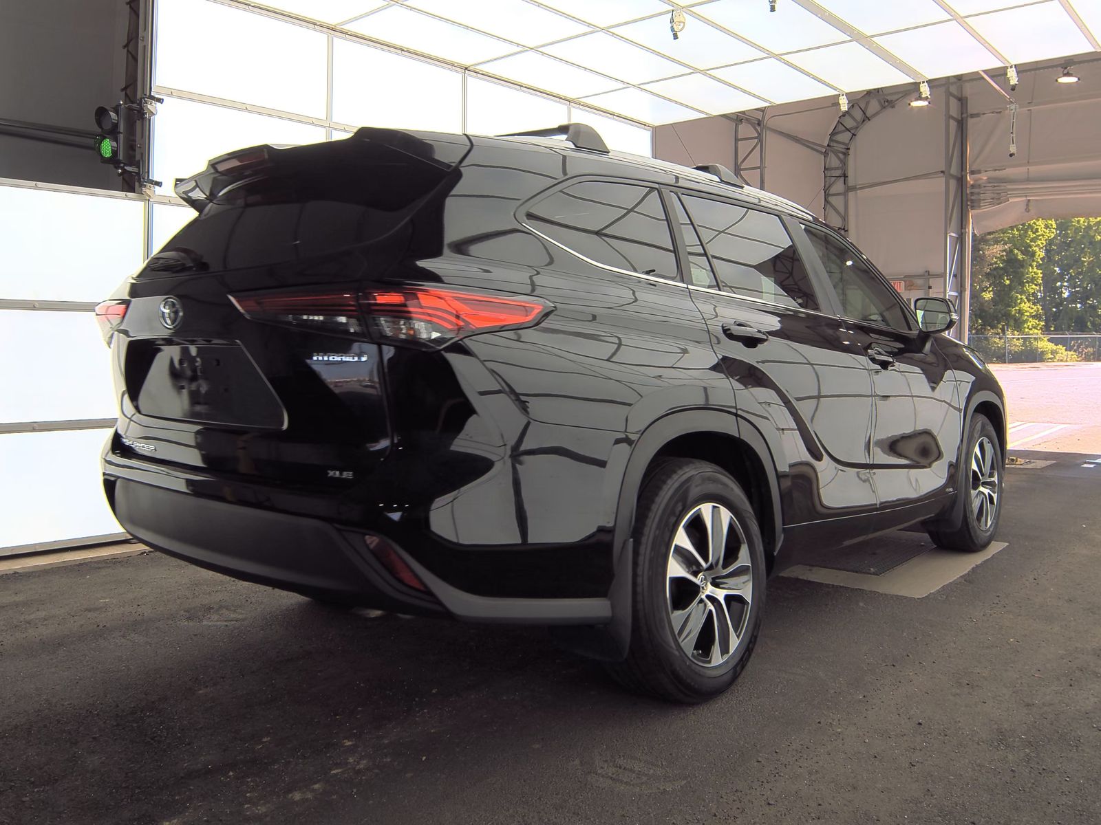 2023 Toyota Highlander Hybrid XLE AWD