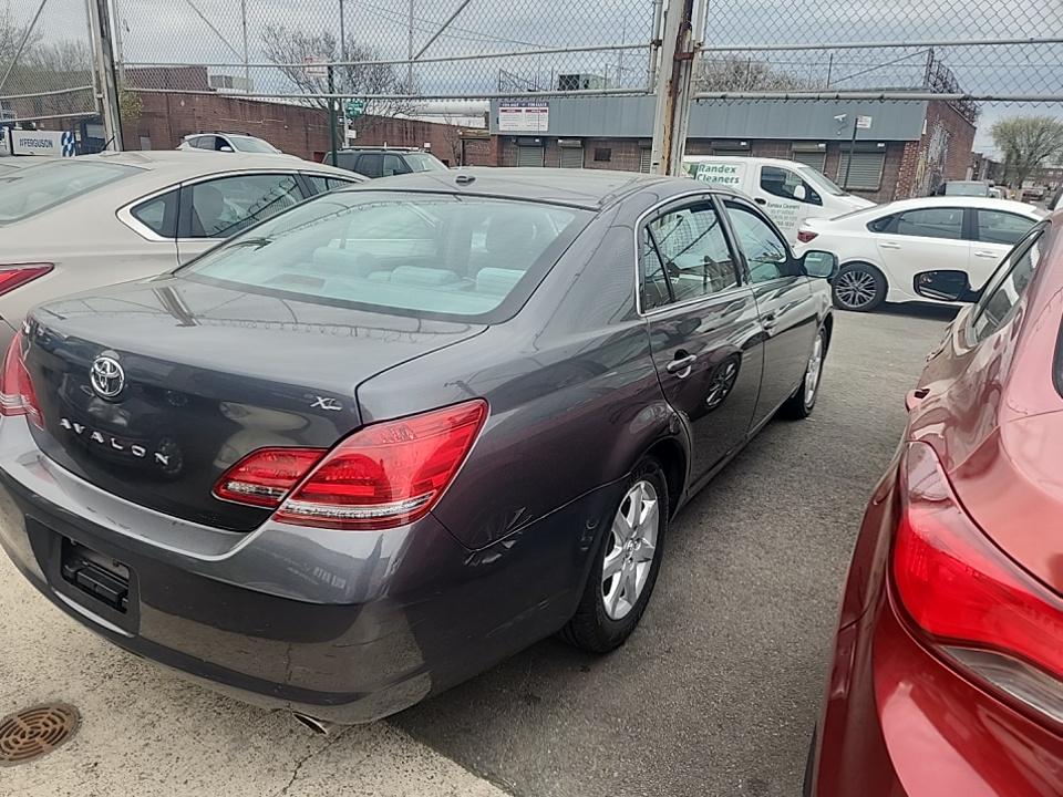 2010 Toyota Avalon XL FWD