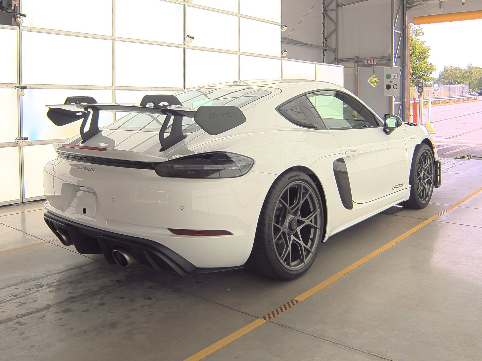 2024 Porsche 718 Cayman GT4 RS RWD
