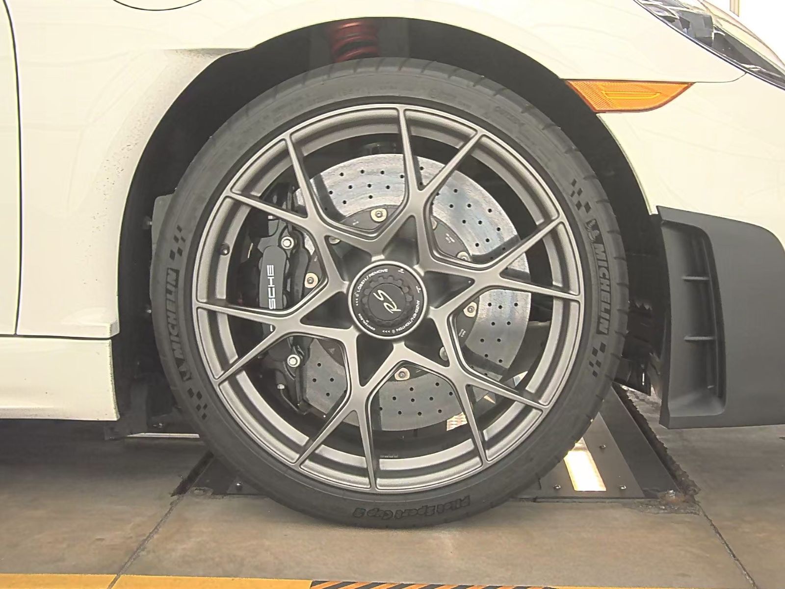 2024 Porsche 718 Cayman GT4 RS RWD