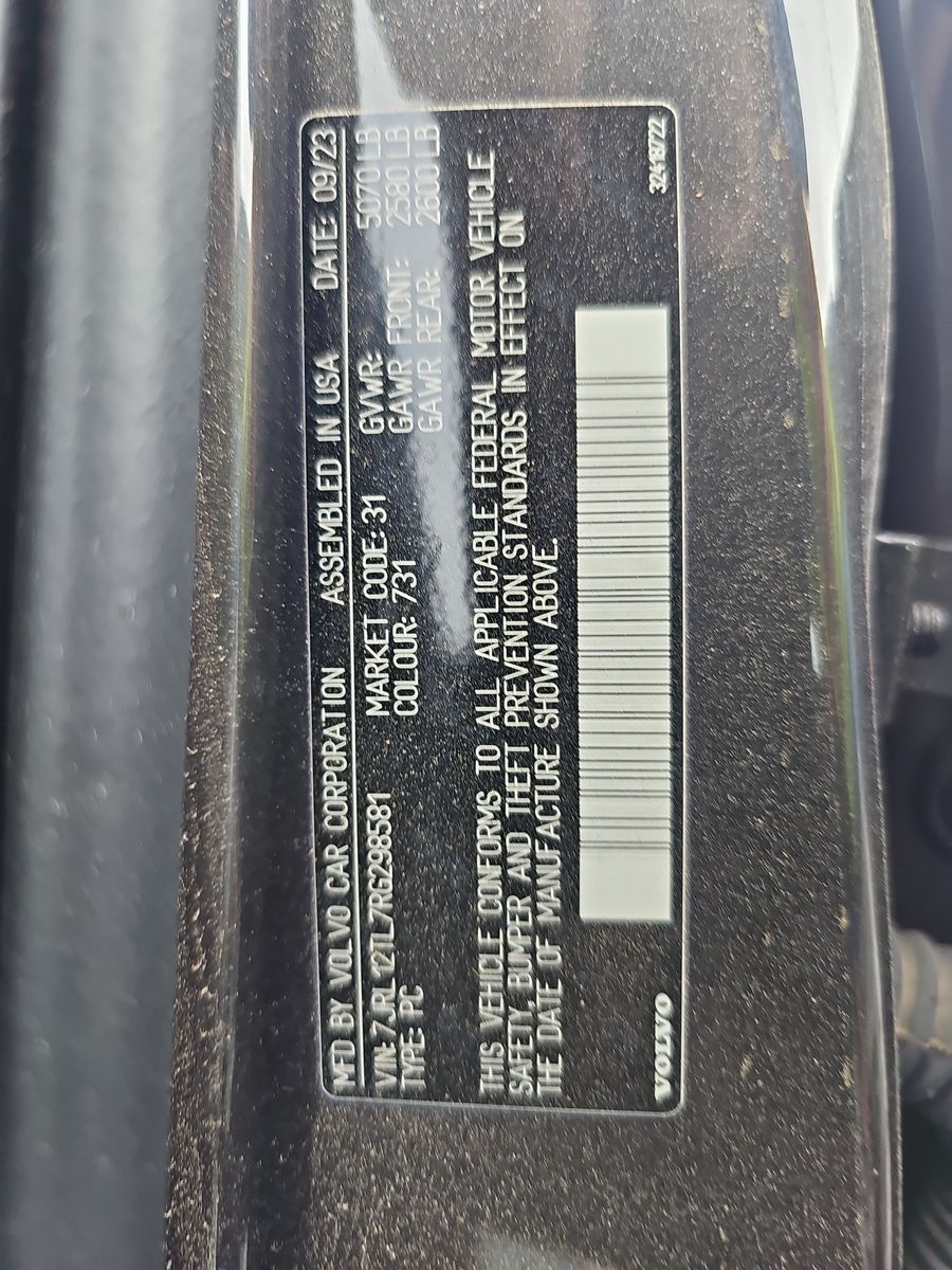 2024 Volvo S60 B5 Plus AWD