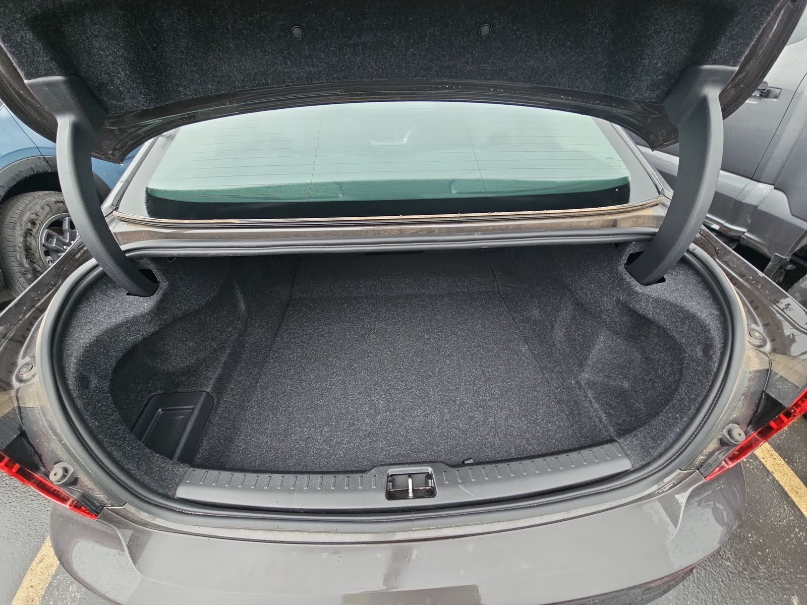 2024 Volvo S60 B5 Plus AWD