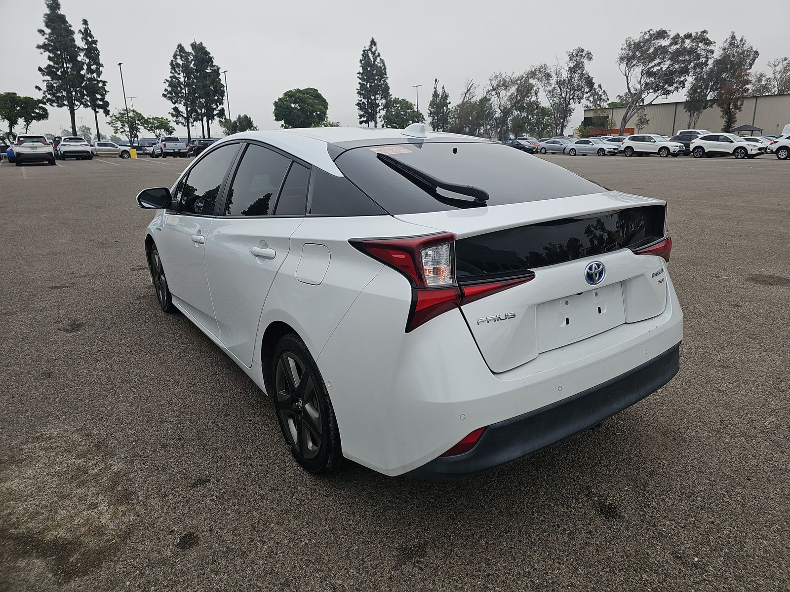 2021 Toyota Prius XLE FWD