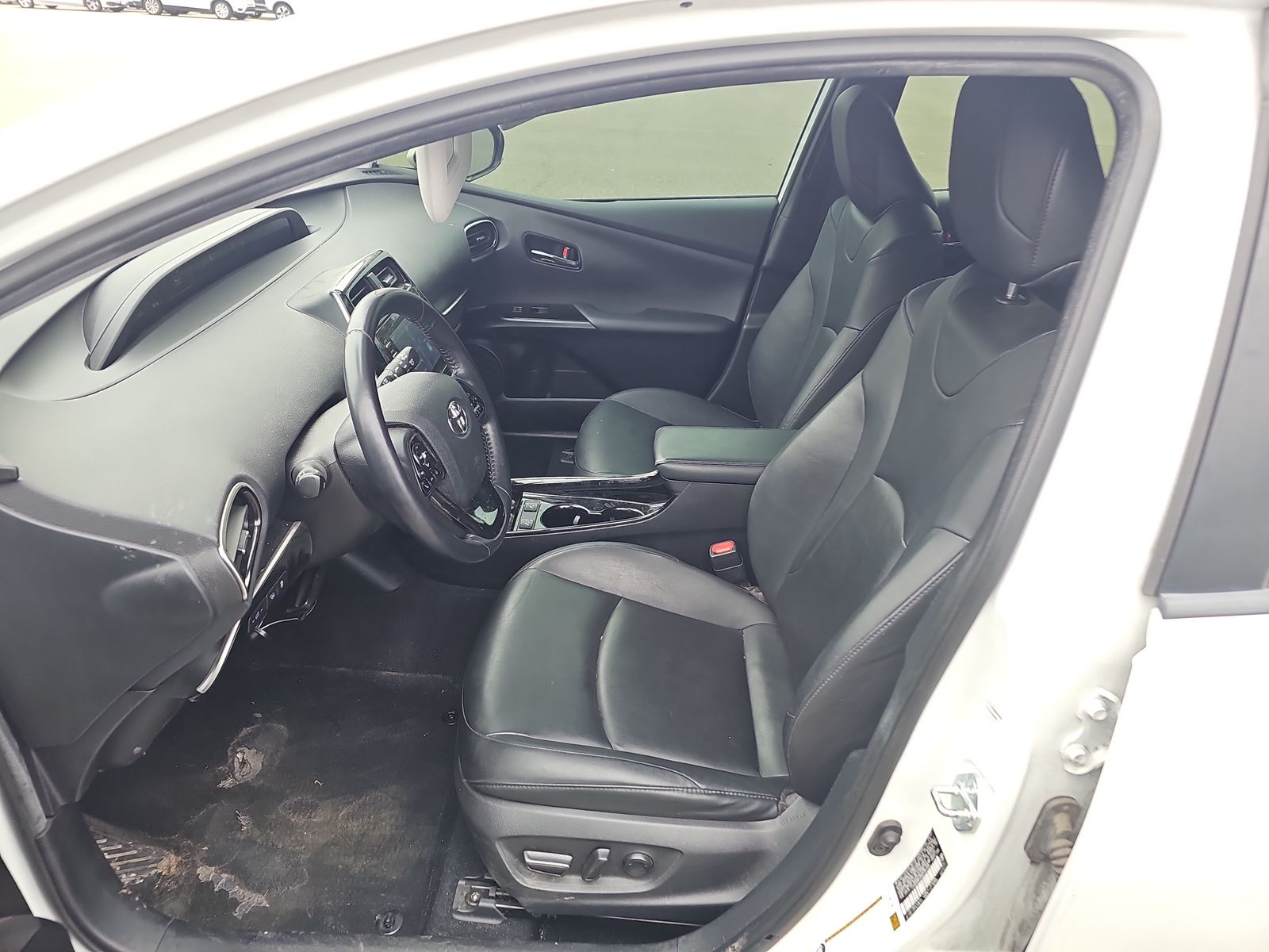 2021 Toyota Prius XLE FWD