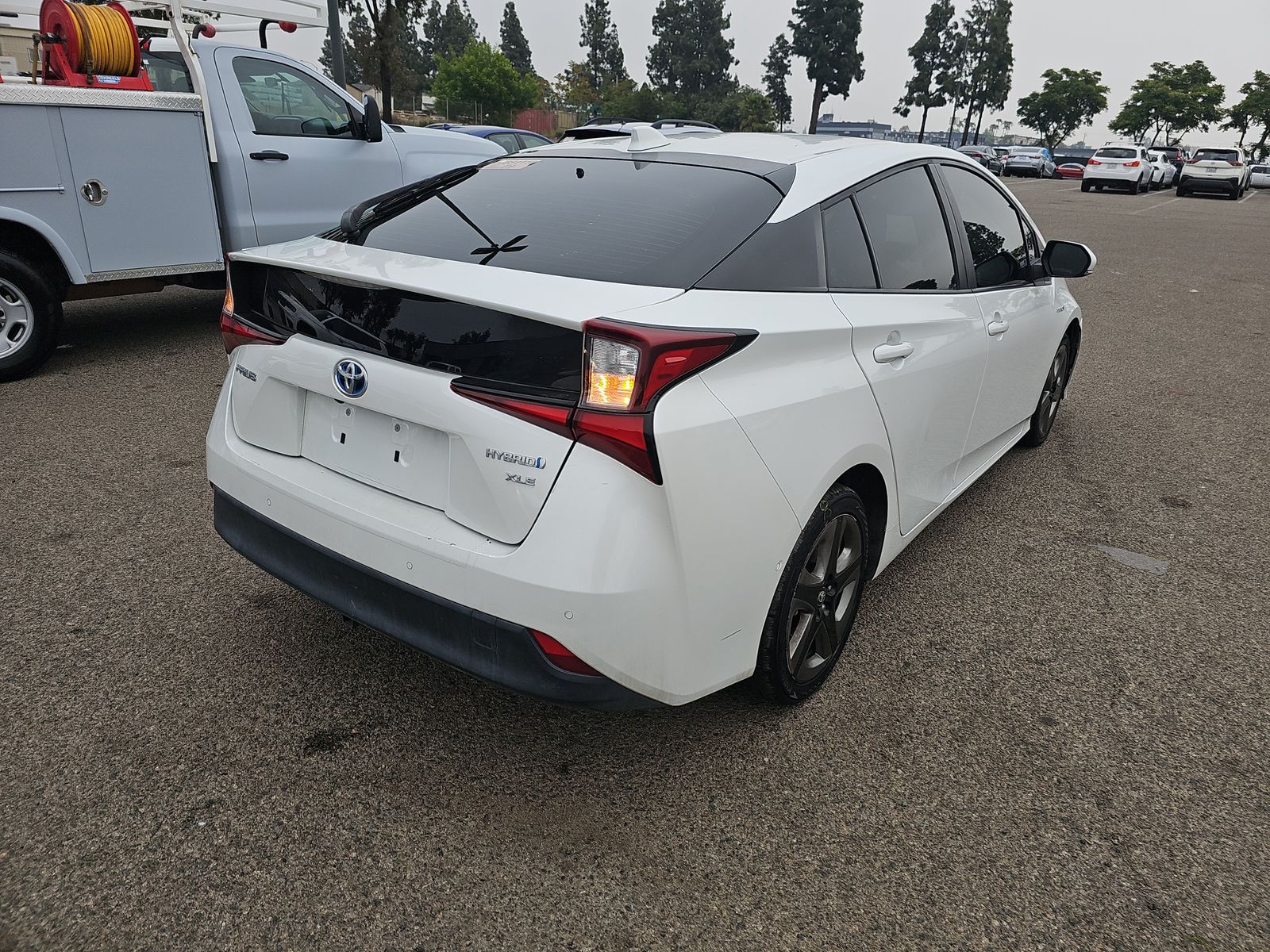 2021 Toyota Prius XLE FWD