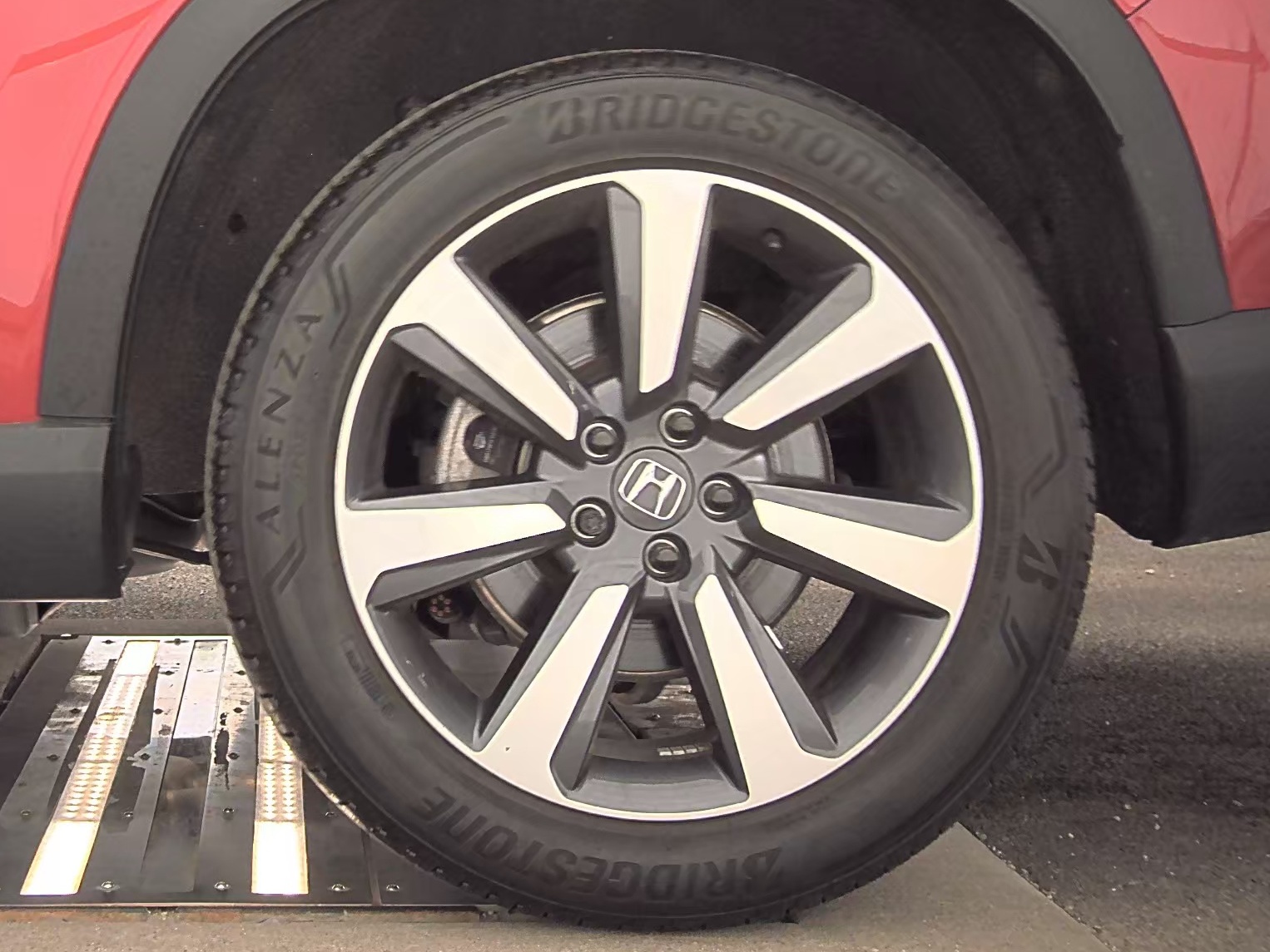 2023 Honda Pilot Touring AWD
