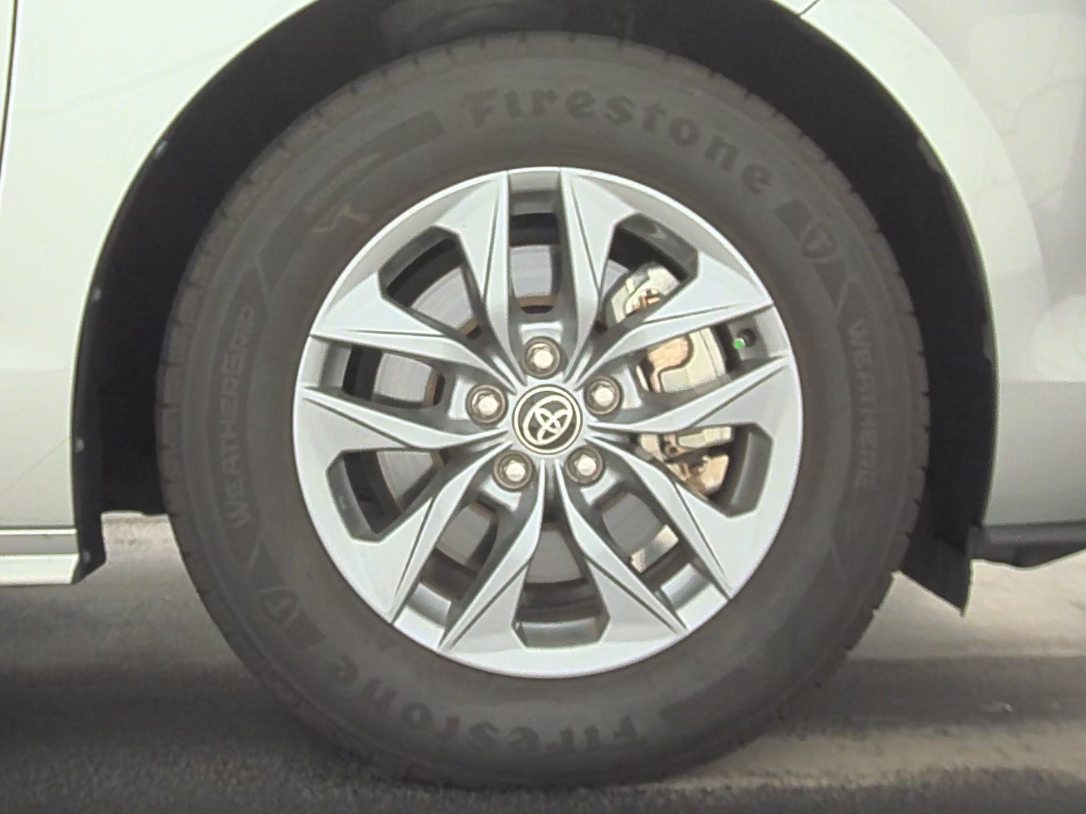 2021 Toyota Sienna LE FWD