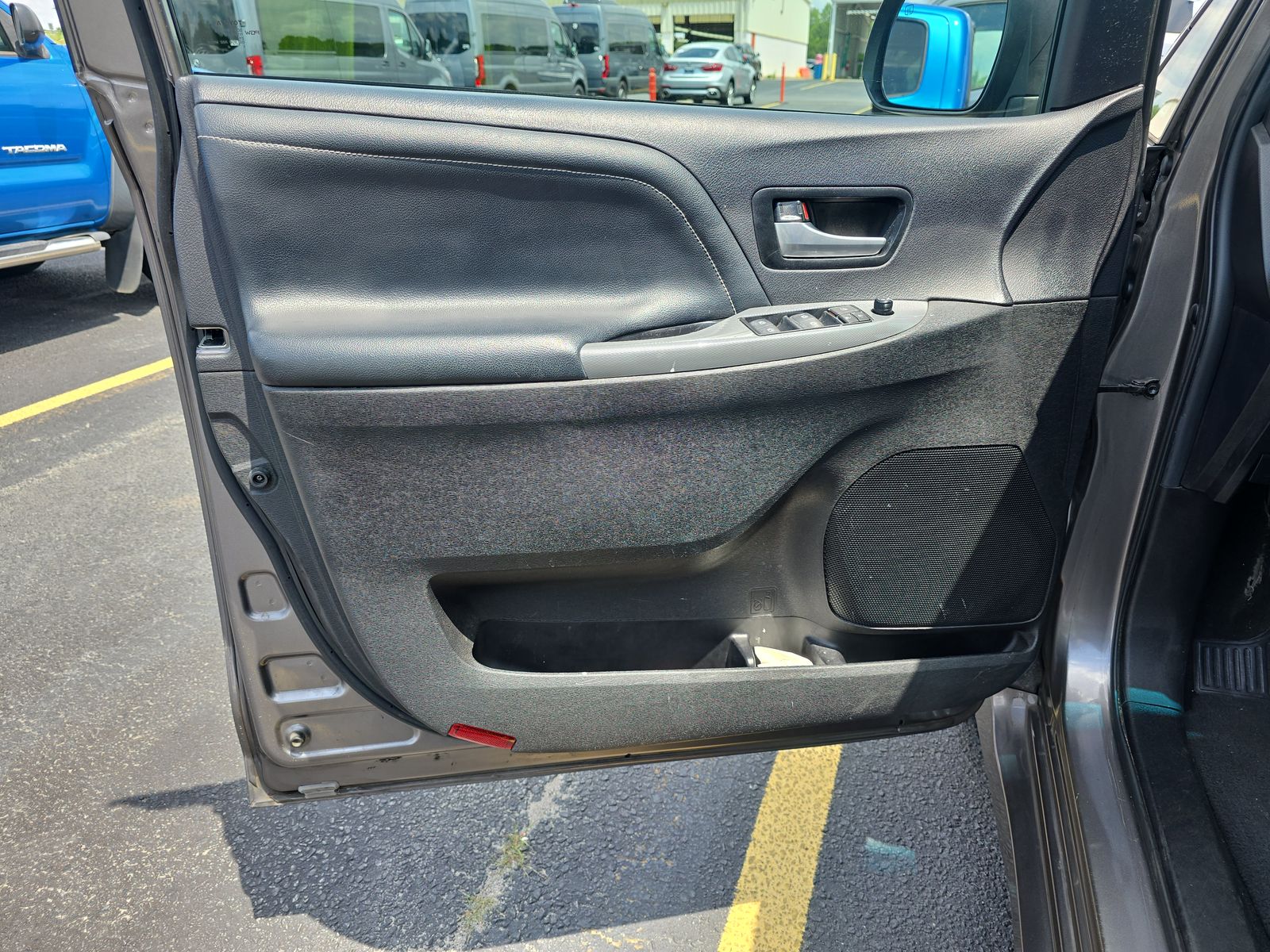 2017 Toyota Sienna SE Premium FWD