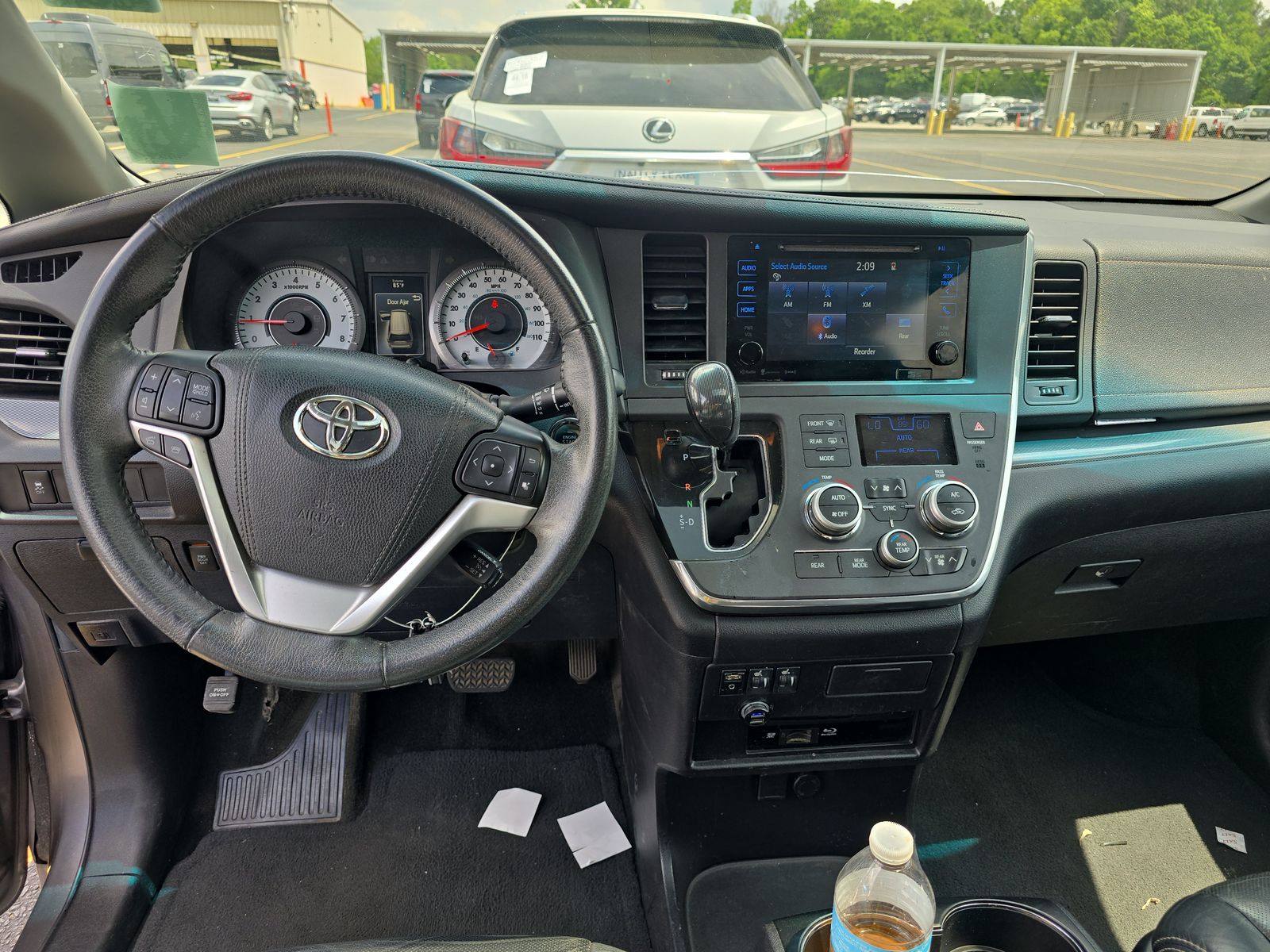 2017 Toyota Sienna SE Premium FWD