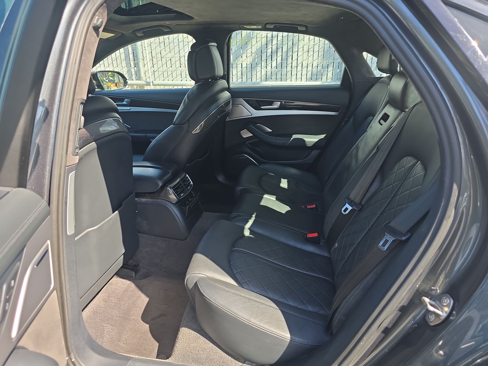 2017 Audi S8 plus AWD