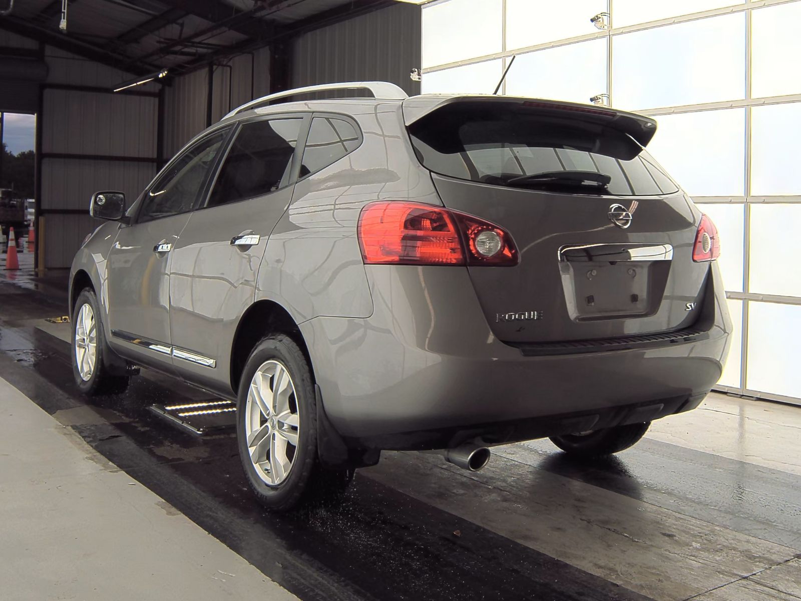 2012 Nissan Rogue SV FWD