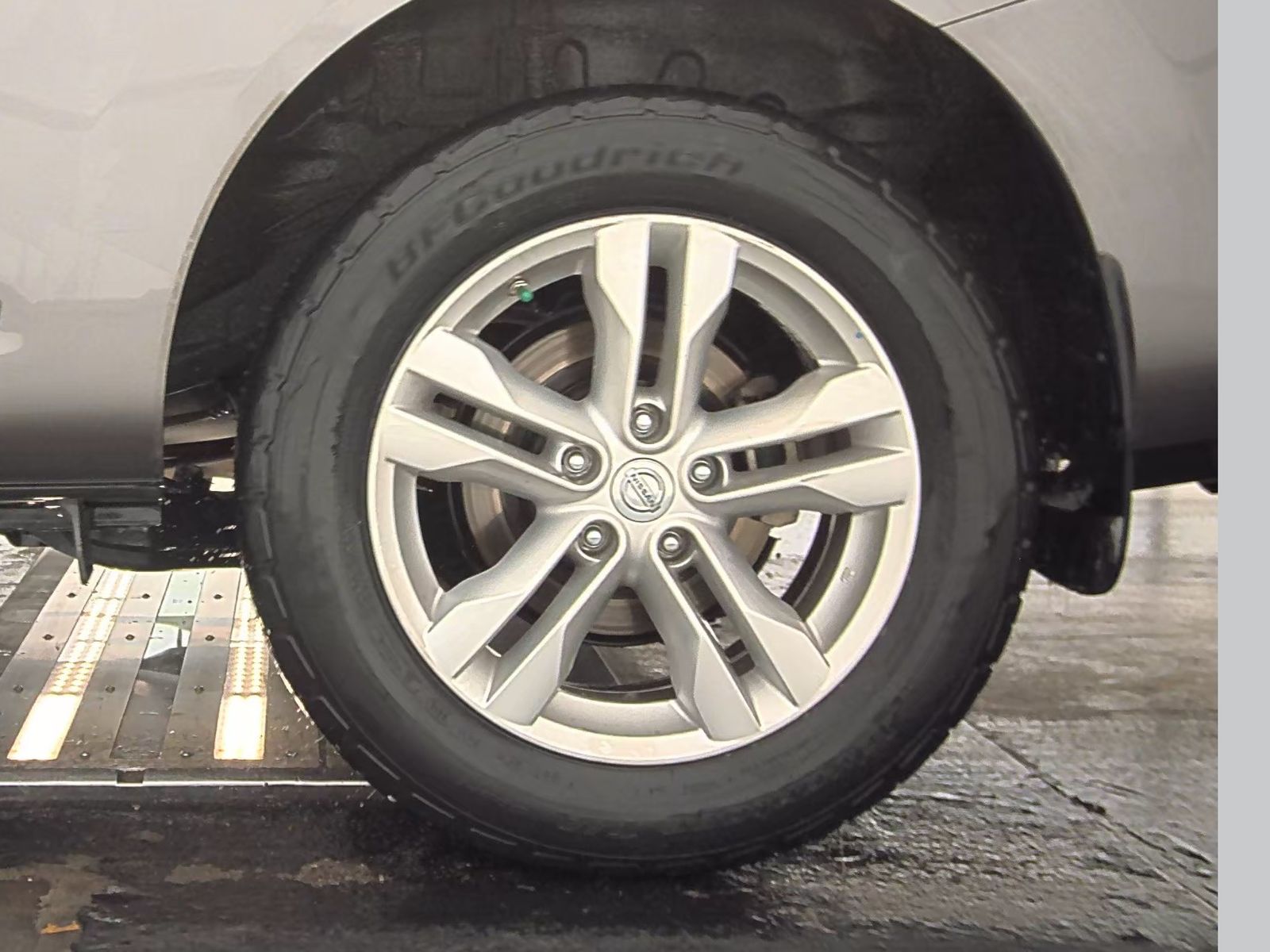 2012 Nissan Rogue SV FWD