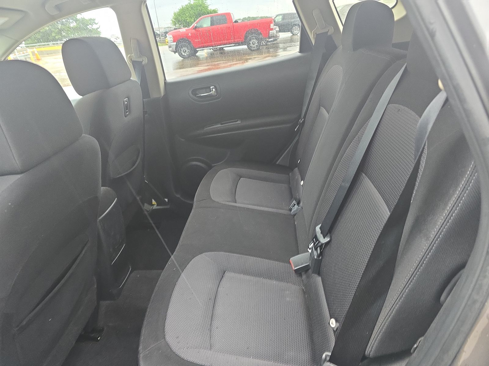 2012 Nissan Rogue SV FWD