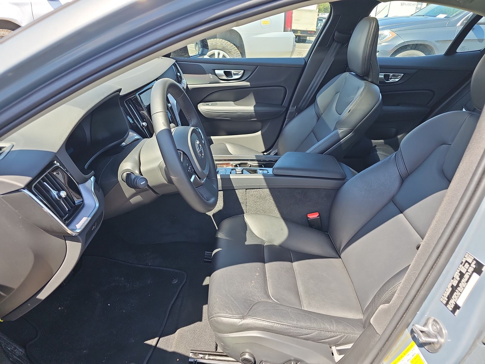 2024 Volvo S60 B5 Core AWD