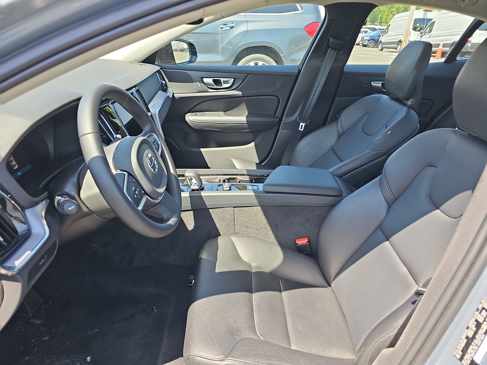 2024 Volvo S60 B5 Core AWD