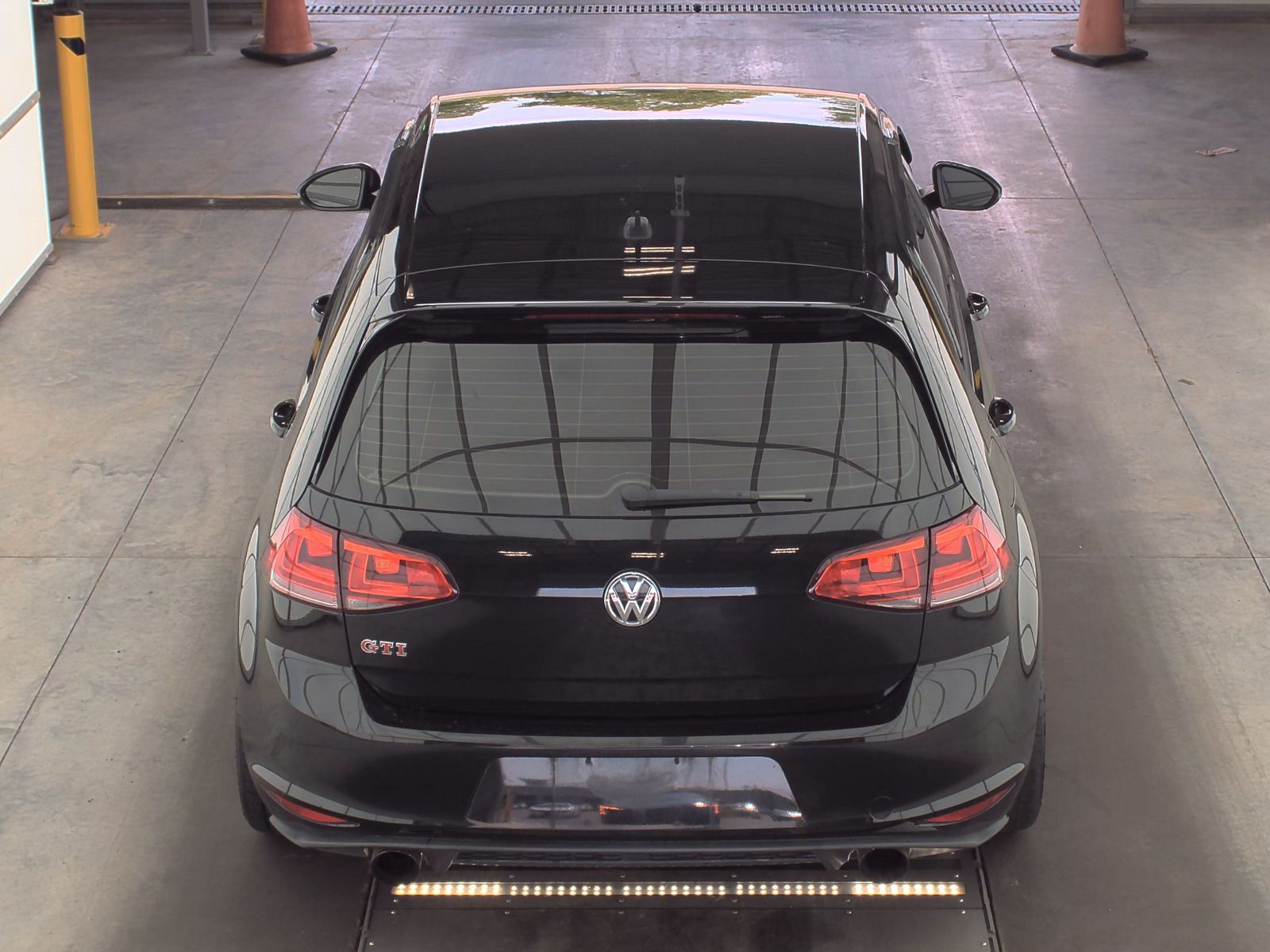 2017 Volkswagen Golf GTI 2.0T Sport FWD
