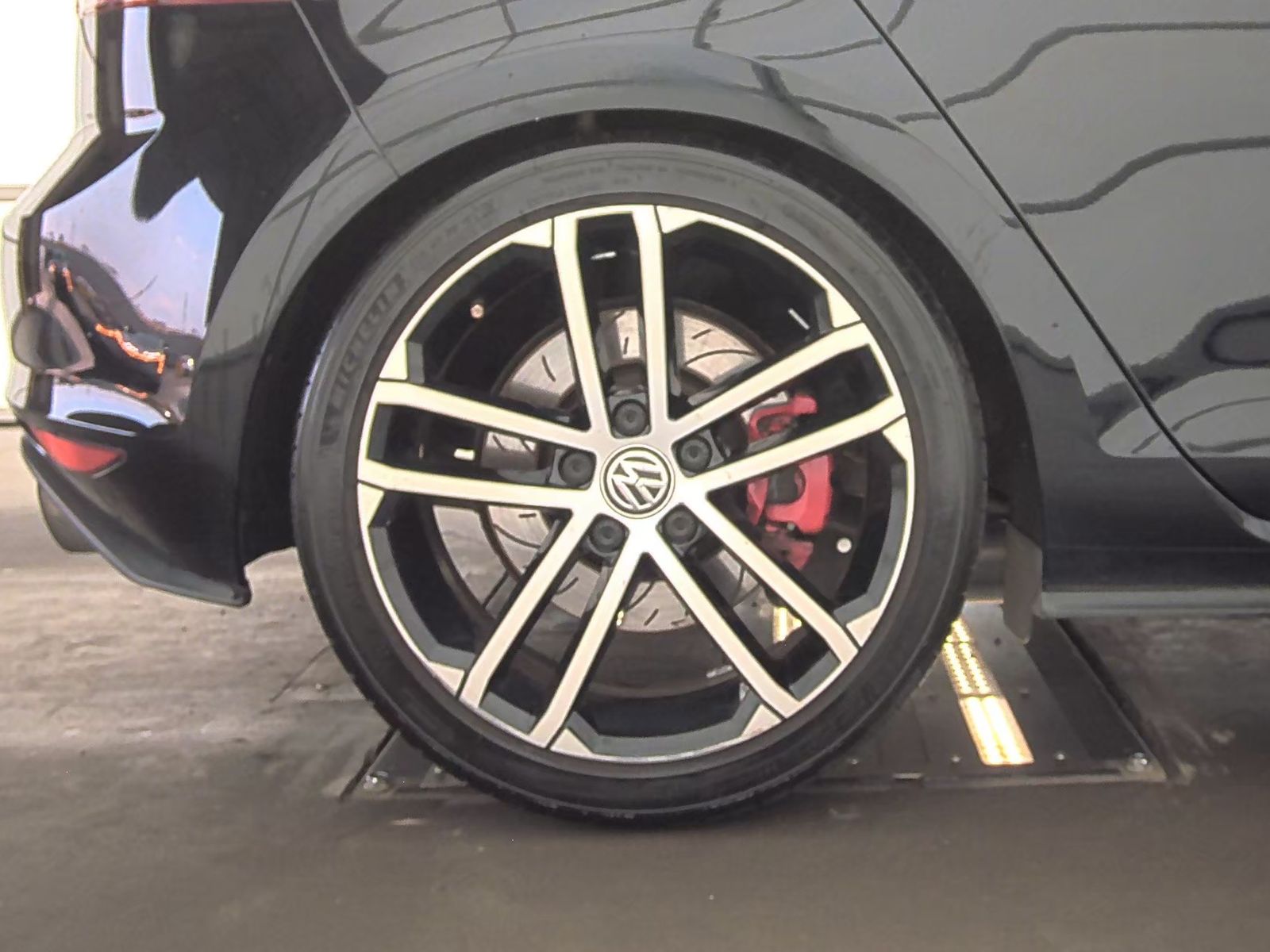 2017 Volkswagen Golf GTI 2.0T Sport FWD