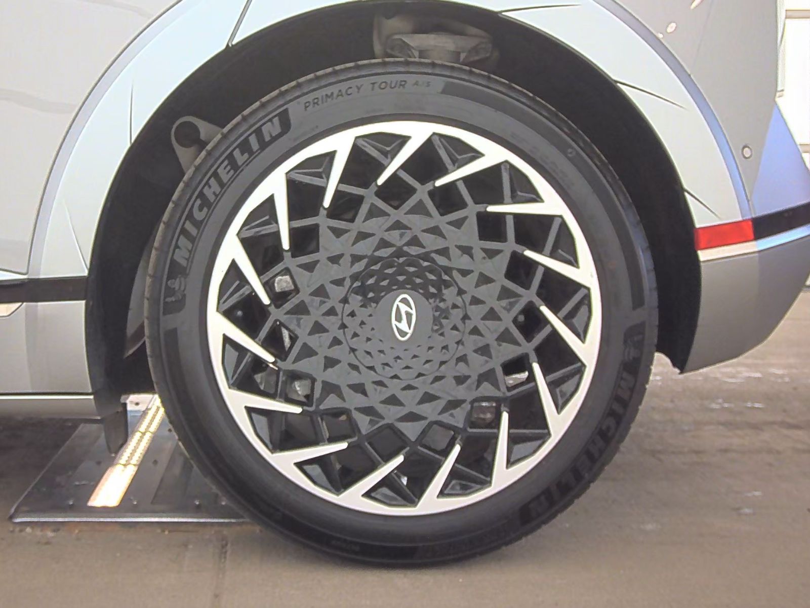 2023 Hyundai IONIQ 5 Limited AWD