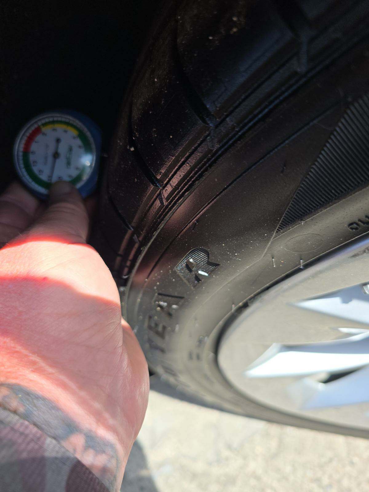 2016 Tesla Model S 75 FWD