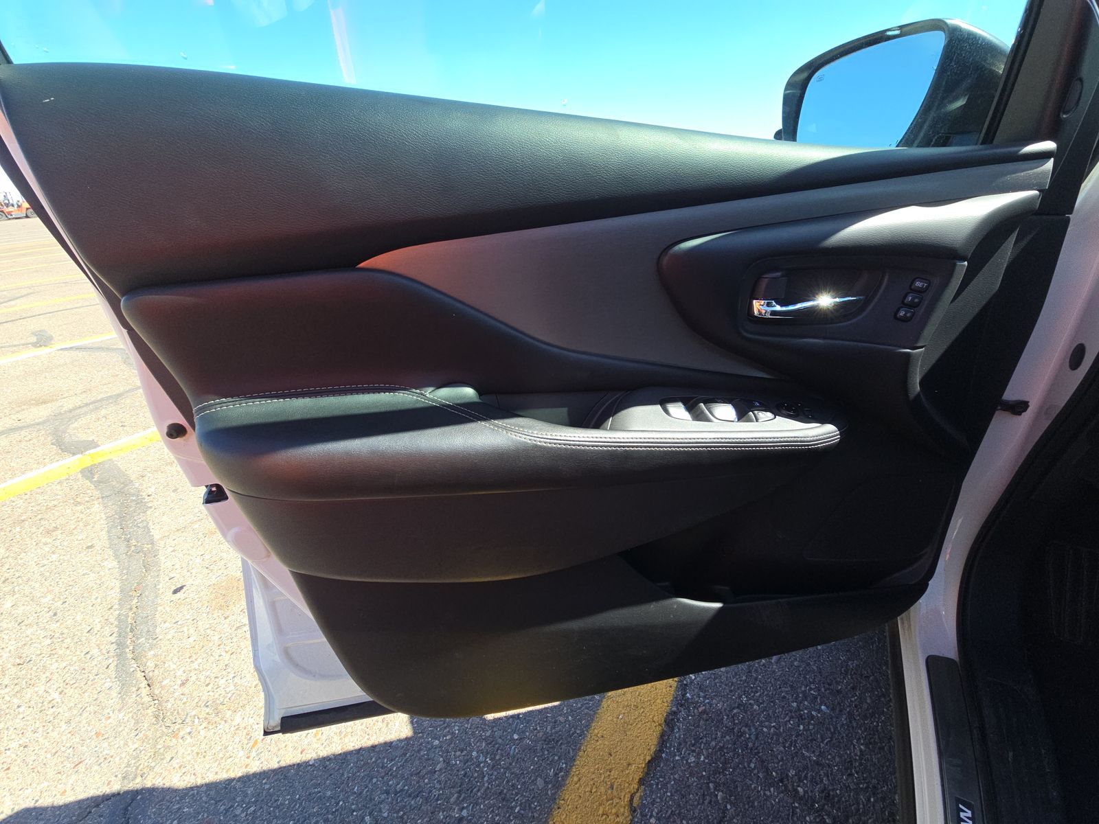 2023 Nissan Murano SL FWD