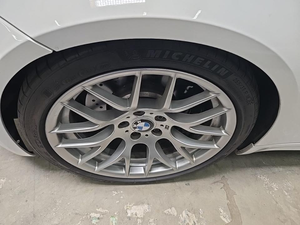 2013 BMW M3 Base RWD