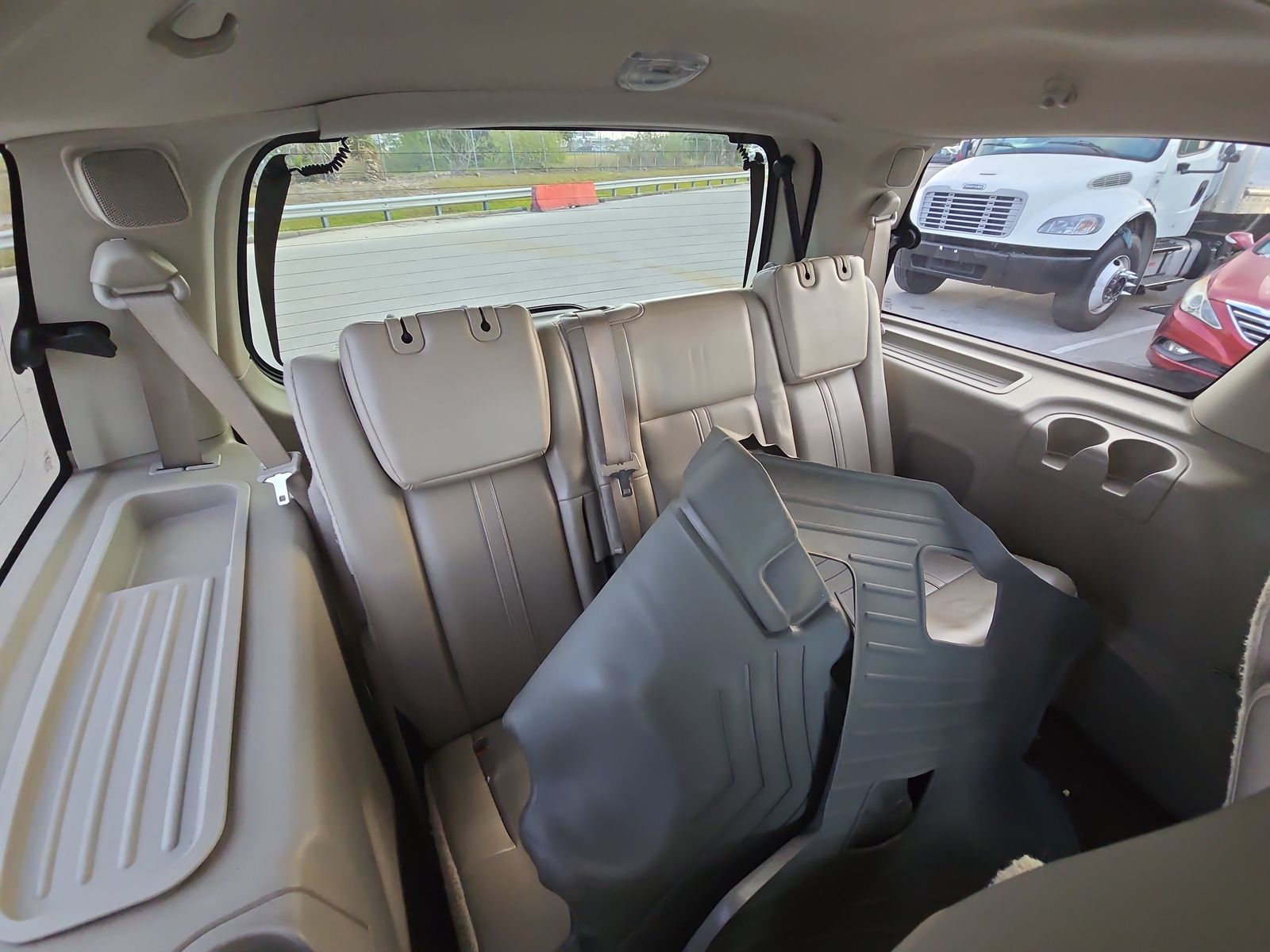 2016 Lincoln Navigator Select RWD