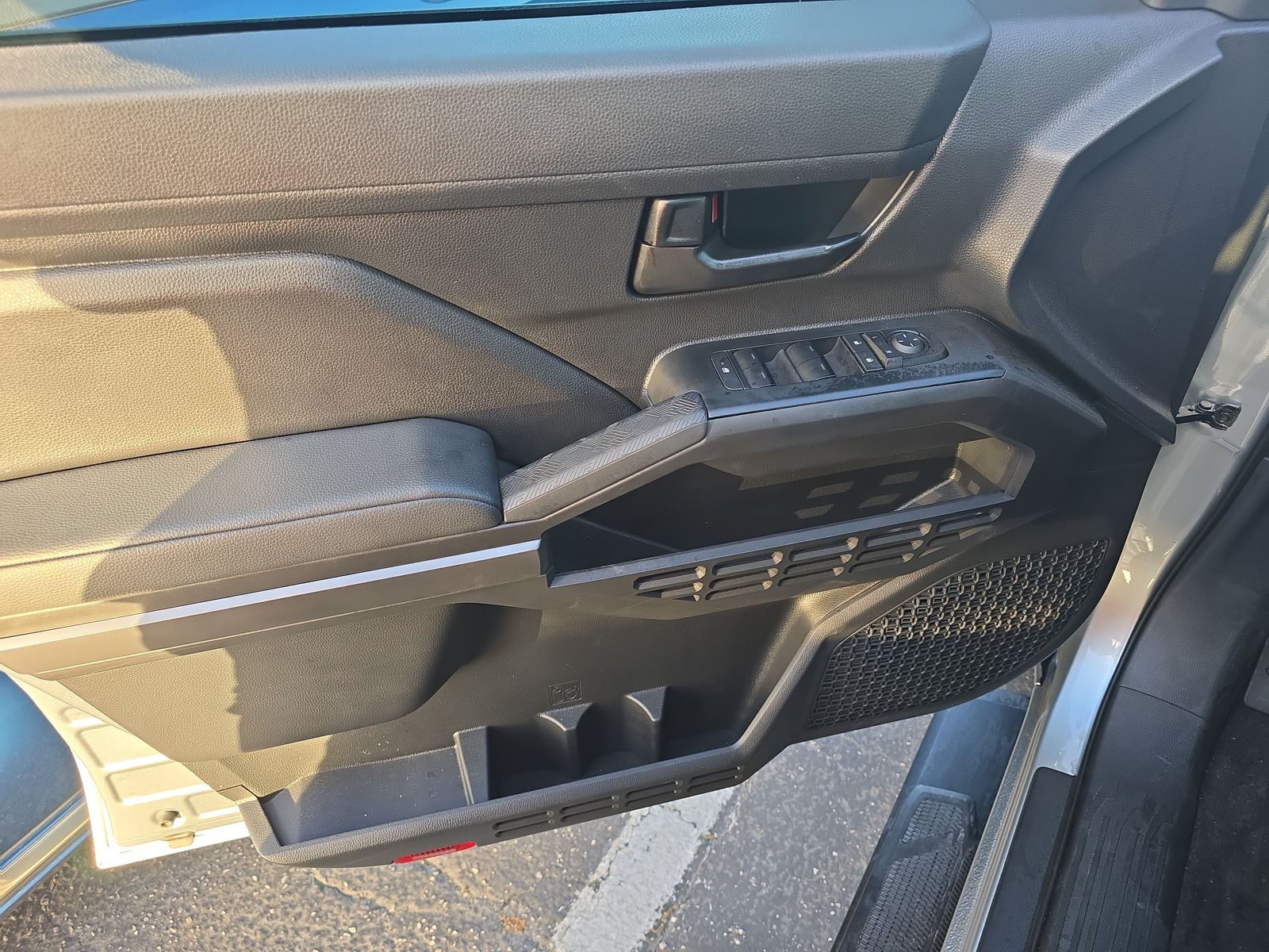 2024 Toyota Tacoma SR5 RWD