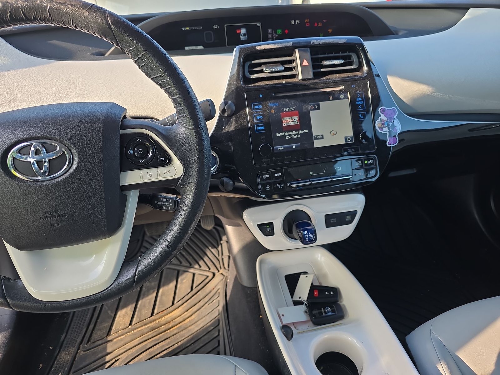 2016 Toyota Prius Three Touring FWD