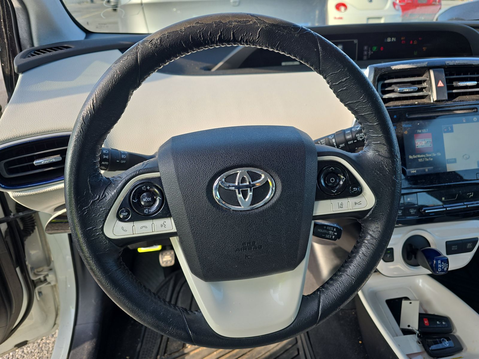 2016 Toyota Prius Three Touring FWD